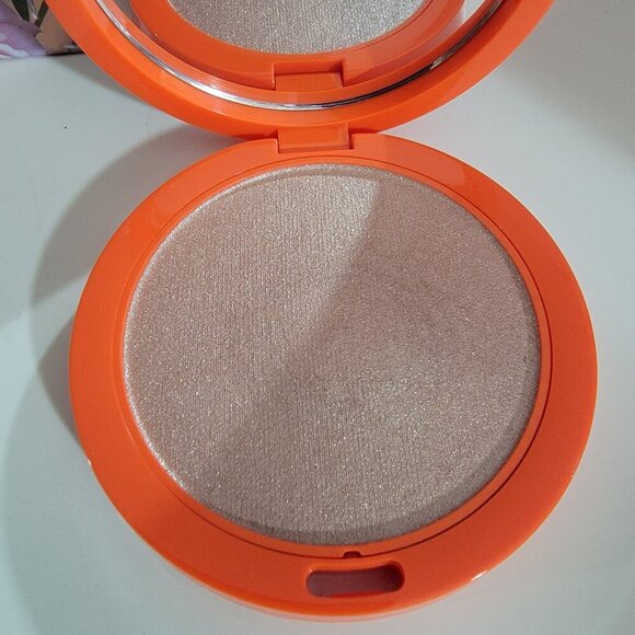 MAVEN BEAUTY  "Draped Up" Highlighter Illuminator Contour Blush New in Box - Picture 3 of 9
